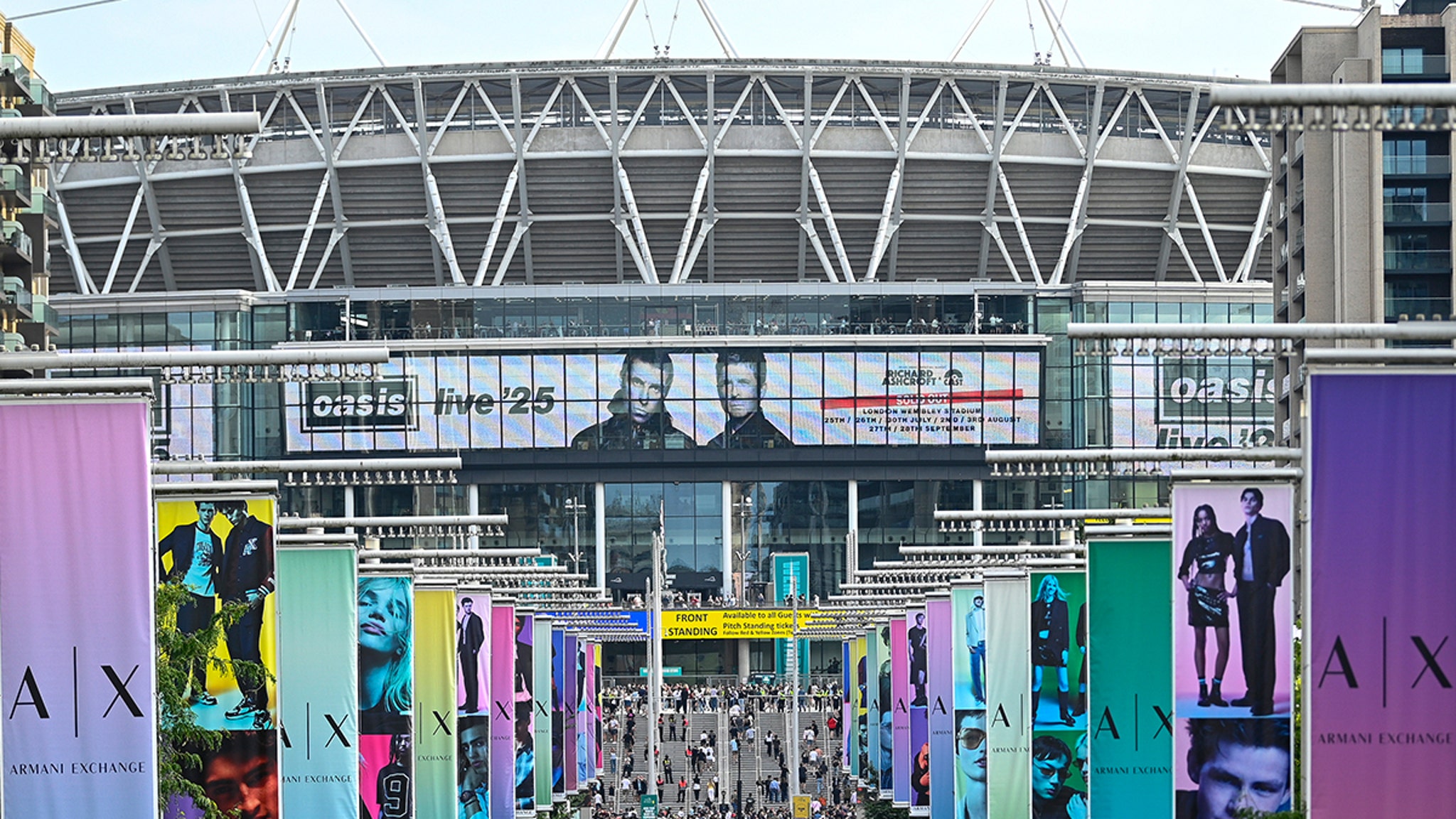 Oasis 'Shocked and Saddened' After Man Dies in Fall at London Concert