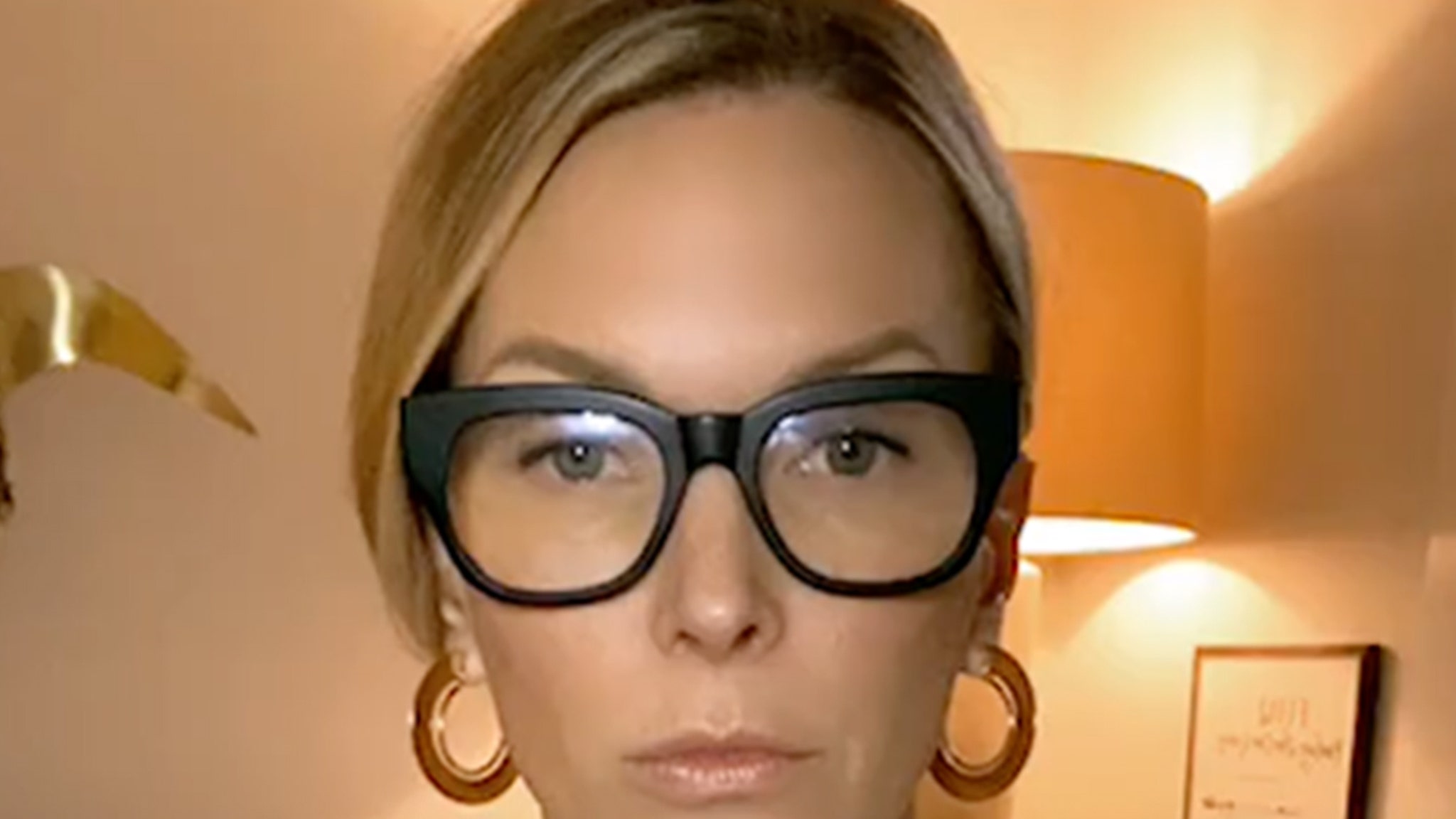 Kelley Wolf Booted From Airbnb for Overstaying, Told Officers She Believed She Was Buying House