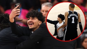 Spurs Fan getty comp