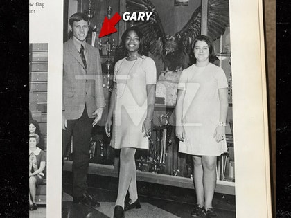 0111_gary_oprah-winfrey-yearbook_TMZ