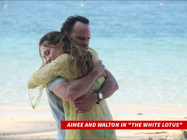 IMI Louwood y Walton Goggins White Lotus Everet 2