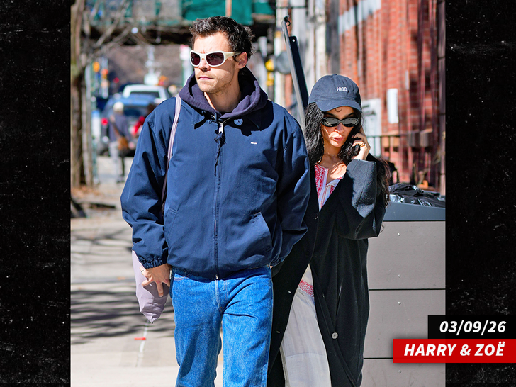 harry styles Zoë kravitz sub getty