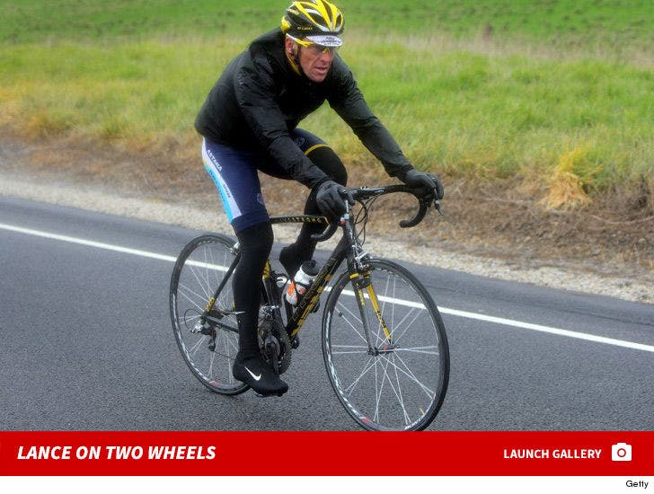 Lance Armstrong Cycling!