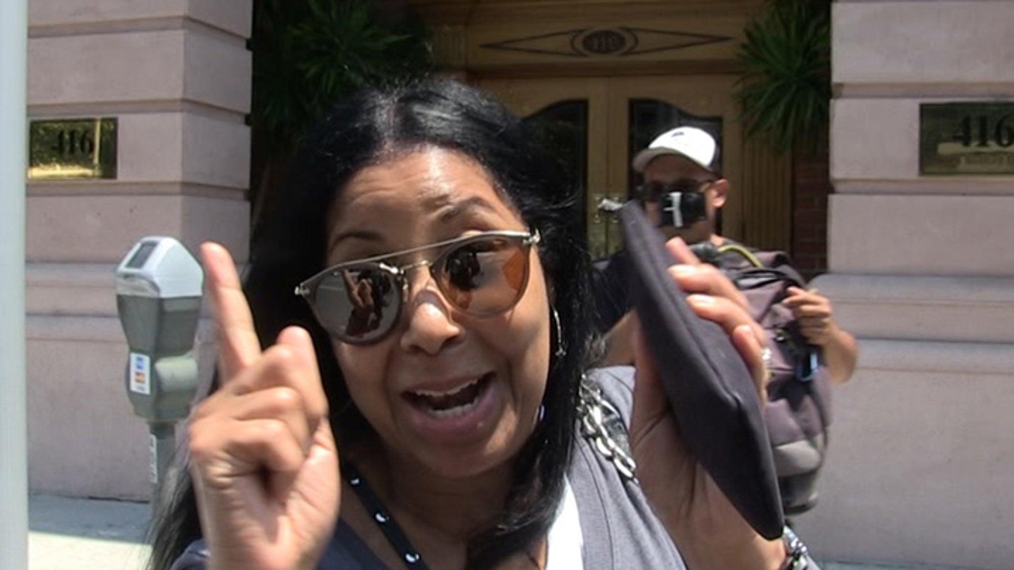 Cookie Johnson Says Lonzo Ball Can Be The Next Magic Johnson