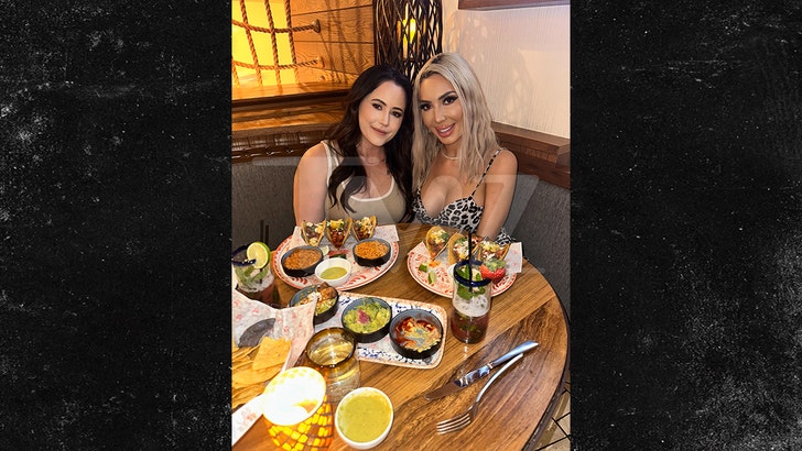 farrah-abraham-jenelle-evans-kal-v2-05-09-2025