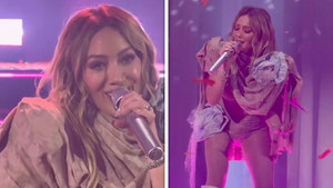 hillary duff performance