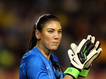 0122_hope_solo_field_00