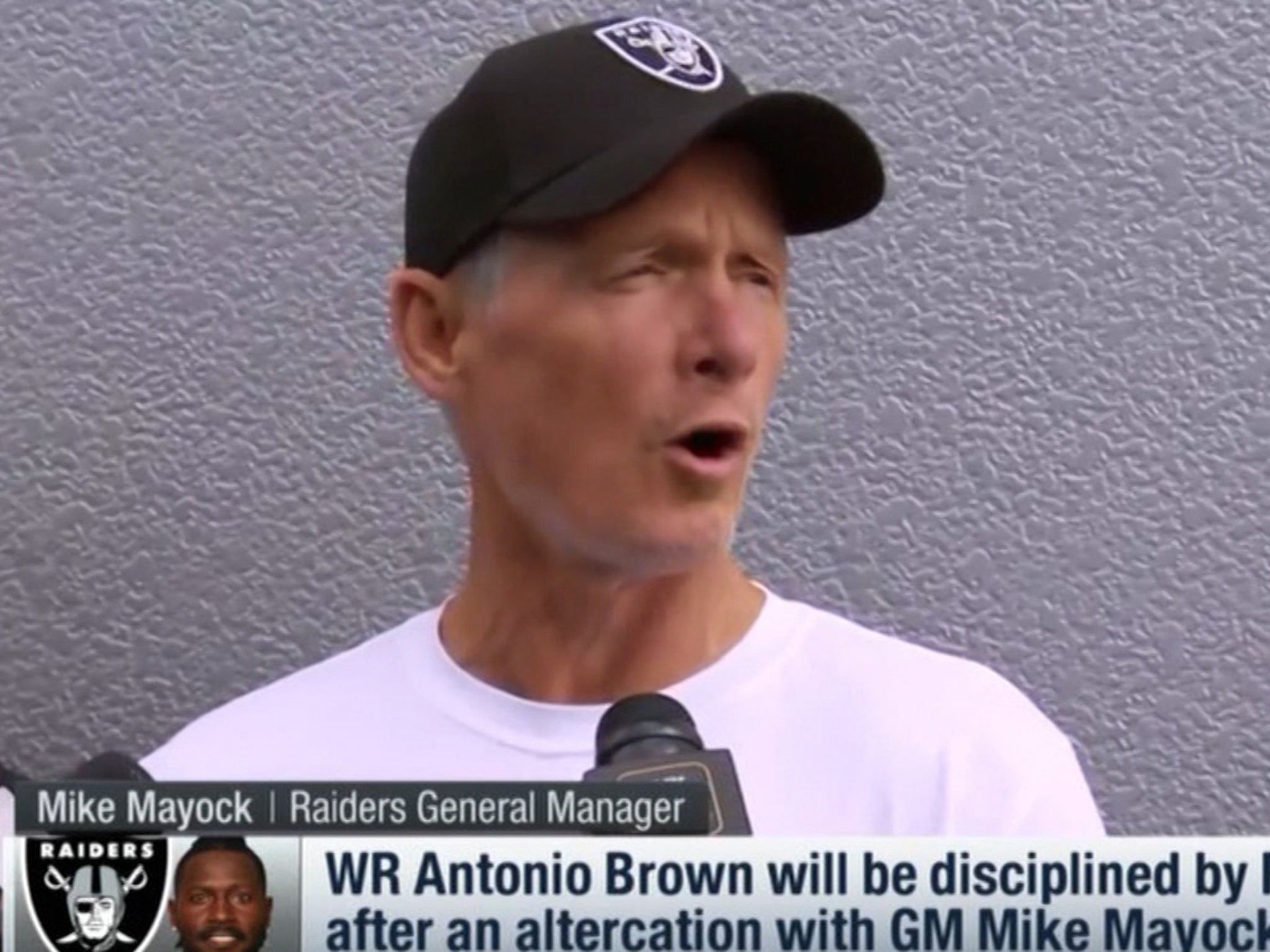 Time for Antonio Brown to be 'all in or all out' with Oakland Raiders, says  GM Mike Mayock, NFL News