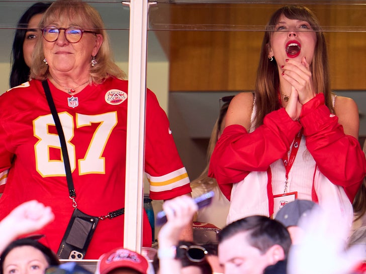 Image of Taylor Swift alongside Travis Kelce's mom at Chiefs Game