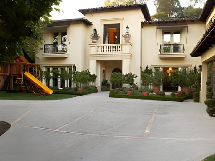 Inside Britney Spears' The Summit Home