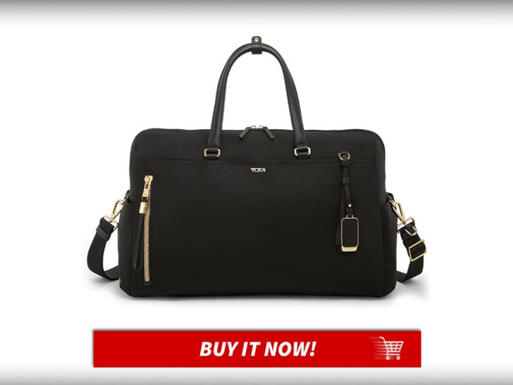 tumi-voyaguer-veniice-duffel-bag-for-women-black-friday-week-holiday-travel-main_720