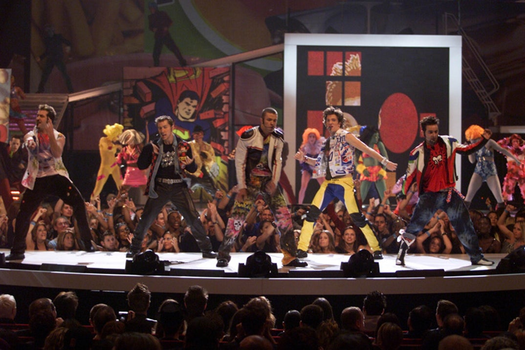 *NSYNC's 2001 performance