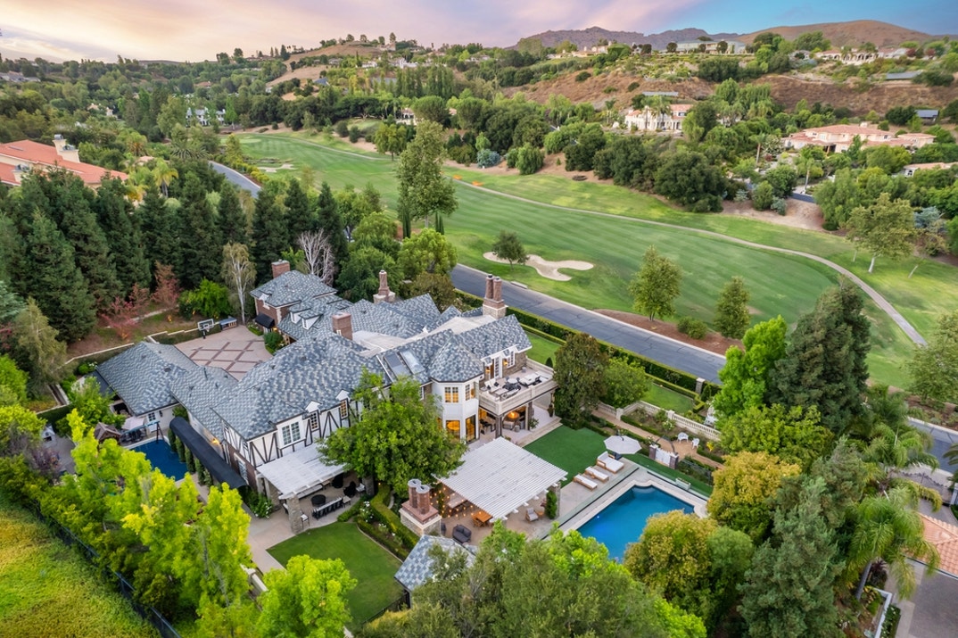 The Miz Westlake Village Home photos 2