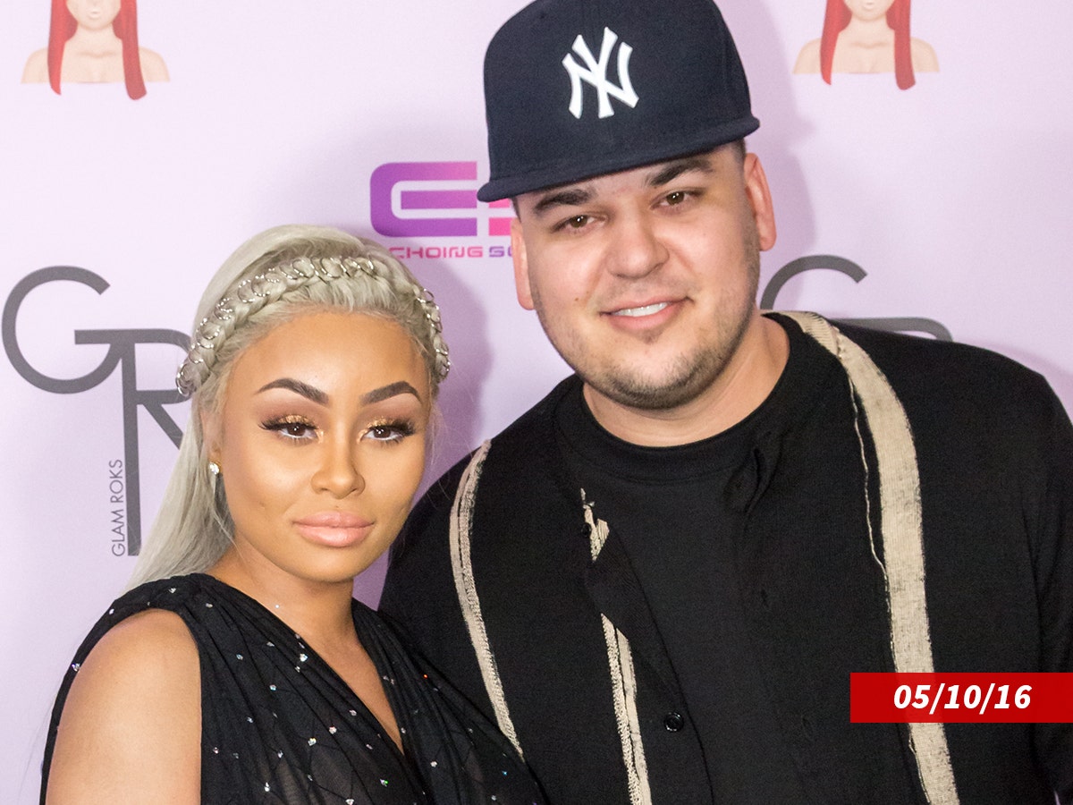 Blac Chyna gets playful with ex Rob Kardashian 1 Blac Chyna gets playful with ex Rob Kardashian