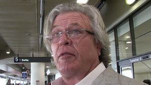 Ron White Canceling Shows, Hospitalized with Neck Infection