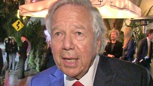 0423_robert-kraft-tmz