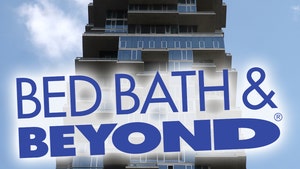 Bed Bath & Beyond CFO Falls From Skyscraper Amid Mass Closures, Layoffs