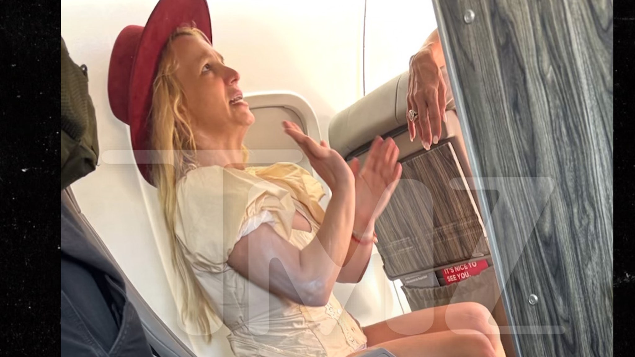 Britney Spears Jet Photo Shows Singer Disheveled and Distressed
