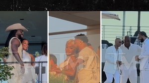 white-party-arrivals-inside-primary-7-01-2026