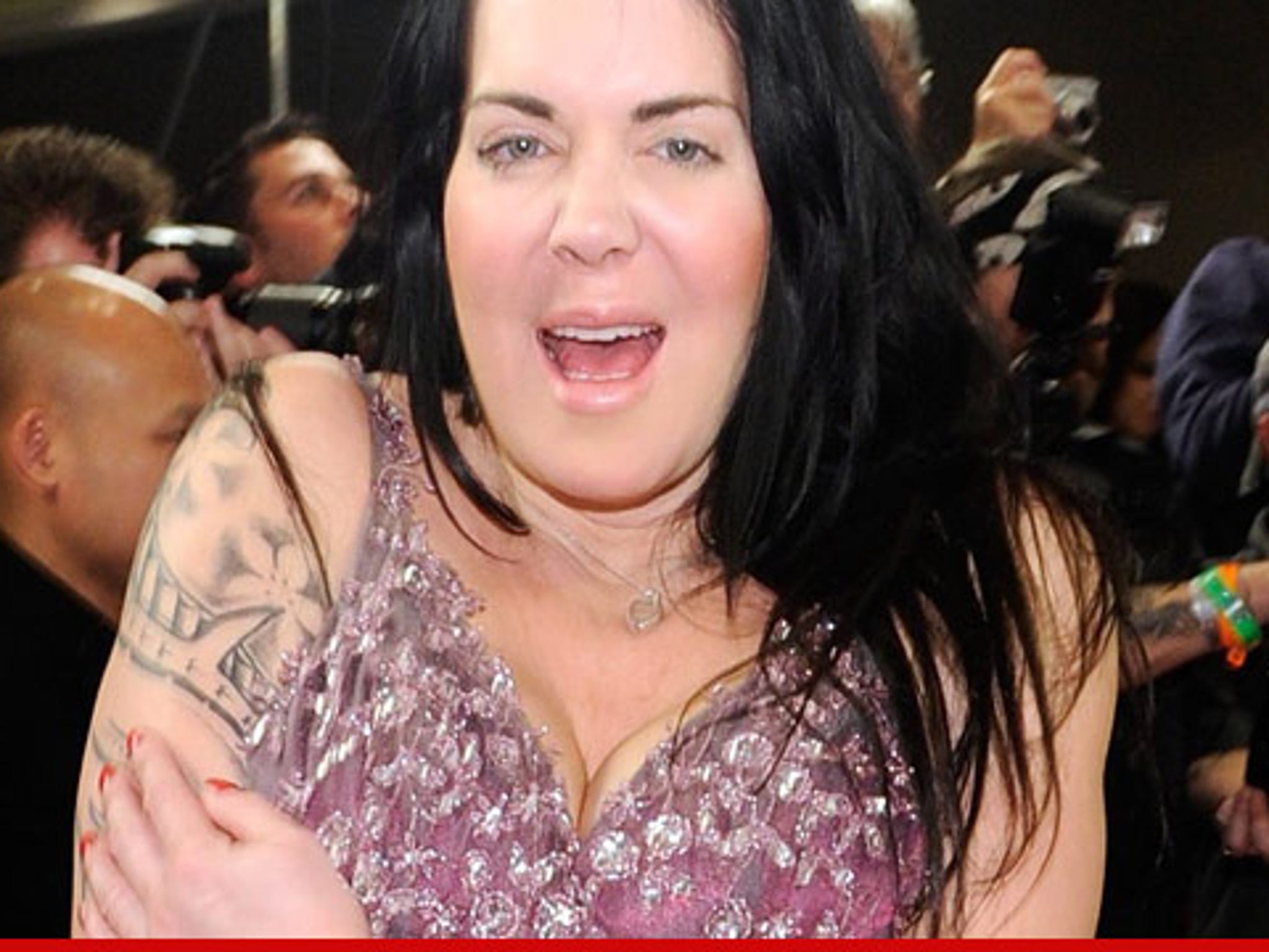 Chyna -- Collapses at Porn Convention