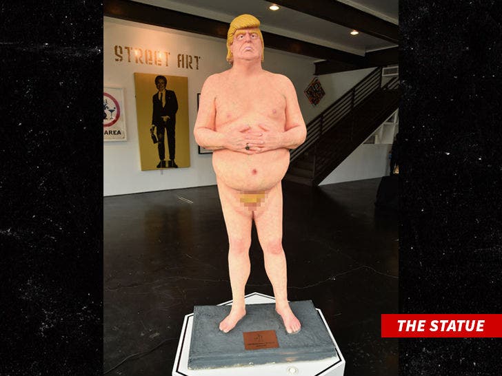 Zak Bagans Explains Why He Paid k for Naked Donald :: 0503-trump-statue-getty-4