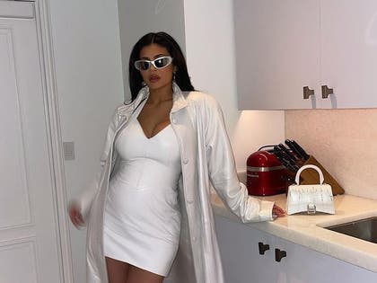 Kylie Jenner Baby Bump Pregnant Photos 0