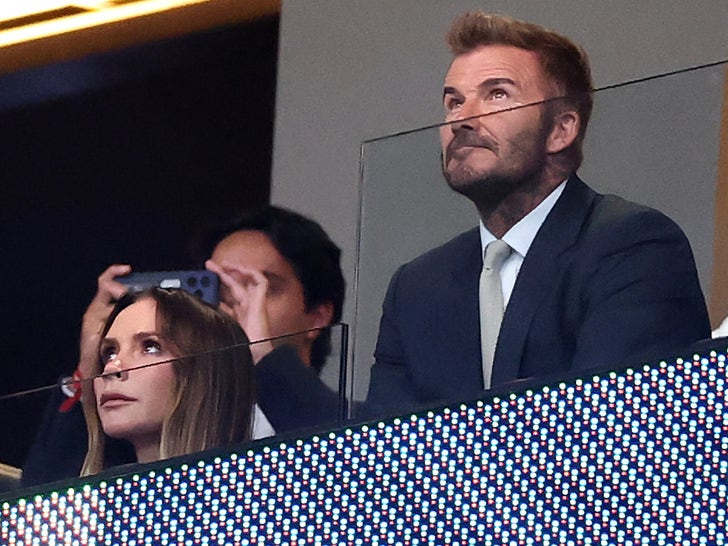 0715-Argentina-England-Semi-Final-David-Victoria-Beckham