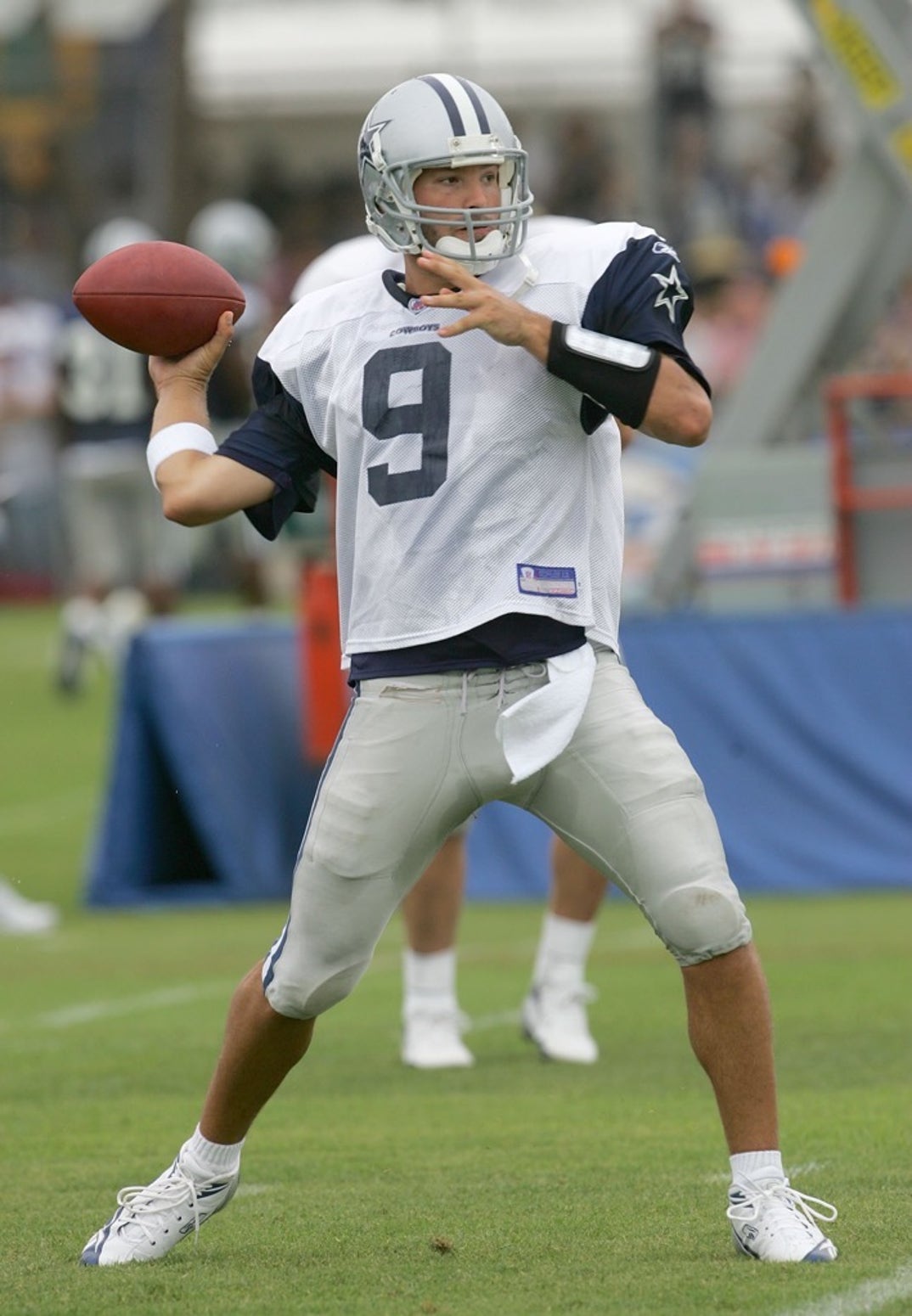 tony romo game photos-01