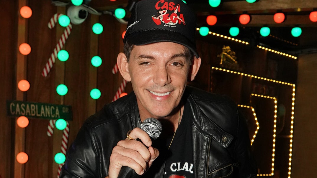 1225-Lukas-Haas-Christmas-Song-PRIMARY