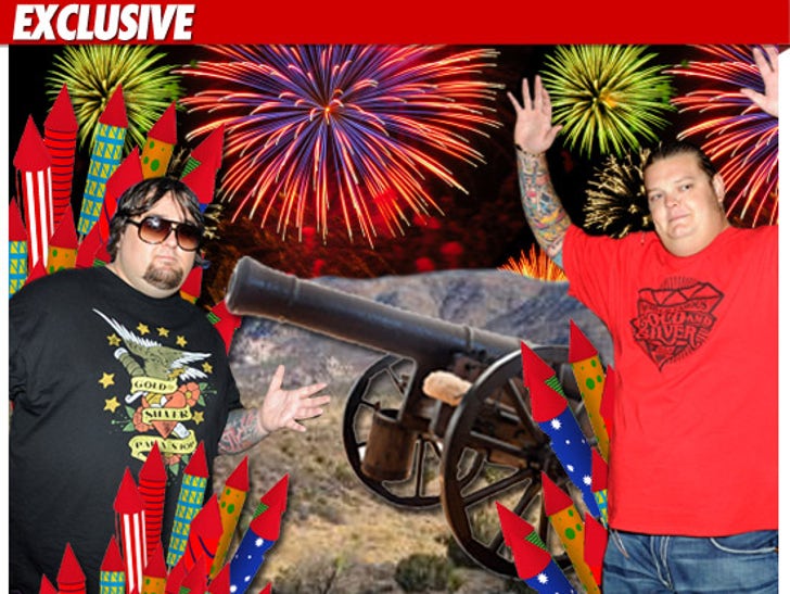 0701_pawn_stars_fireworks_ex_tmz_compostie