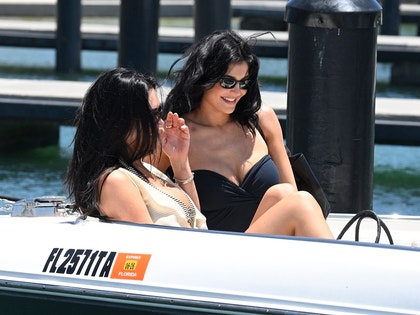 Kylie Jenner and Hailey Bieber Wearing Bikinis On A Yacht In Miami 7