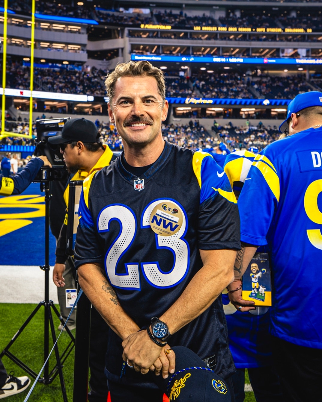 Rapper YG and Hello Kitty Hit SoFi Stadium 13