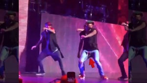 Chris Brown Rips Pants -- Let Me Be Brief ... While I 'Hit The Quan' (VIDEO)