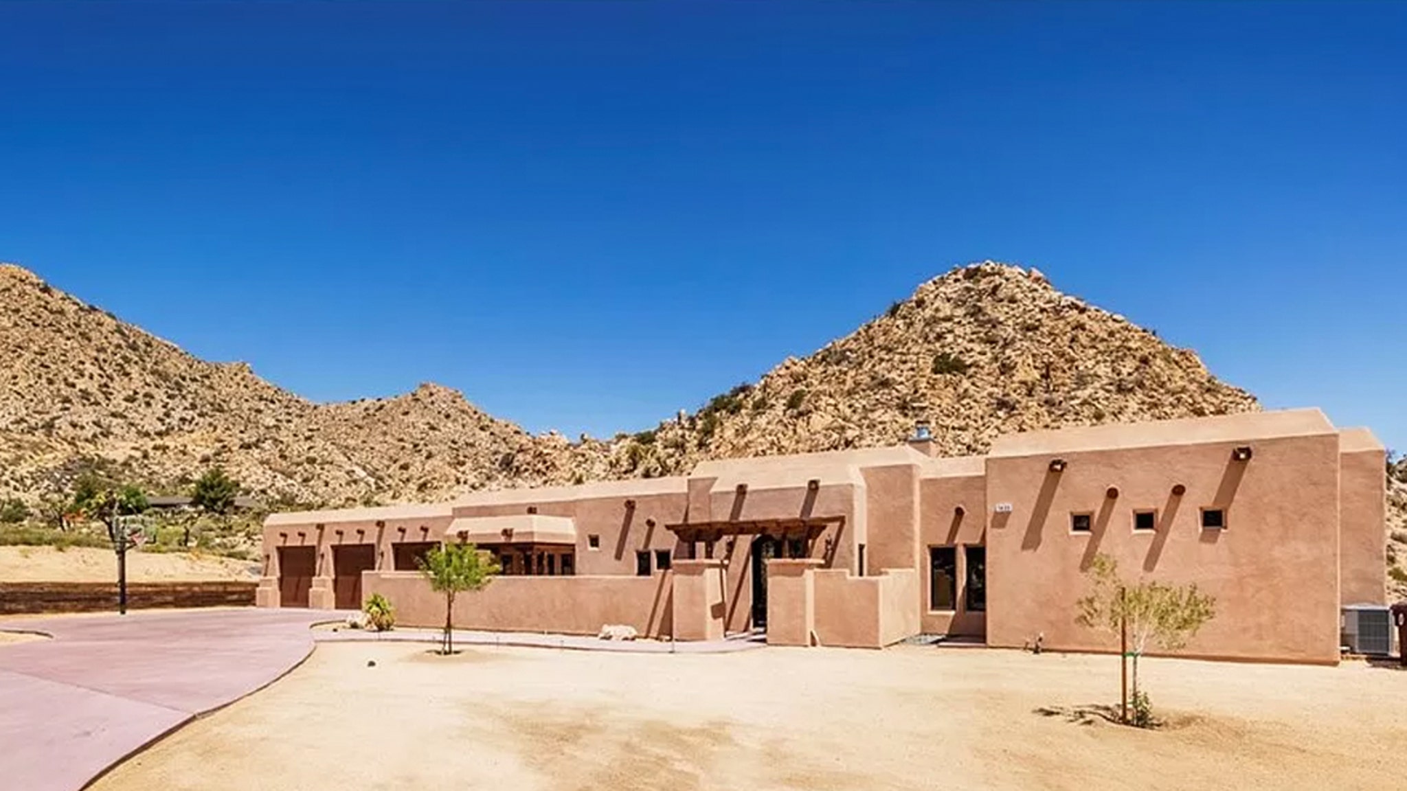 تبيع Amber Heard منزل Yucca Valley لتحقيق ربح كبير يزيد عن مليون دولار
