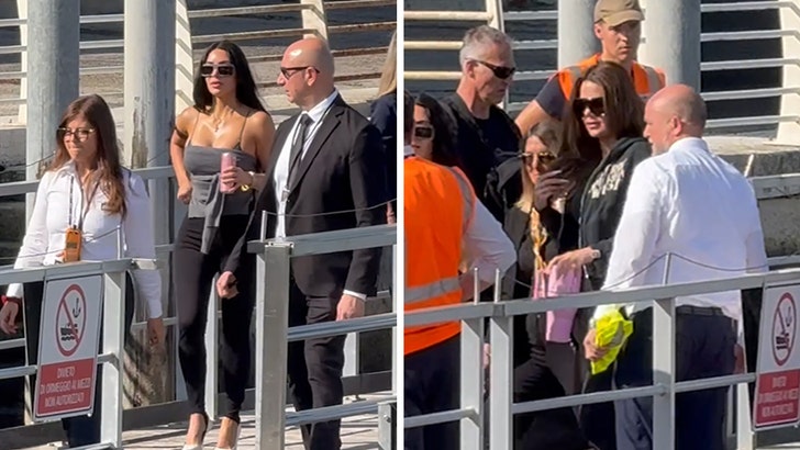 Kim-Khloe-Kardashian-venice-Kal-06-29-2025