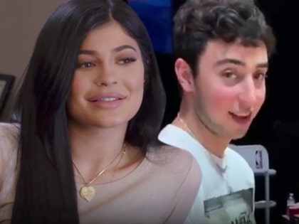 0103-kylie-zach-bia-e-insta-01