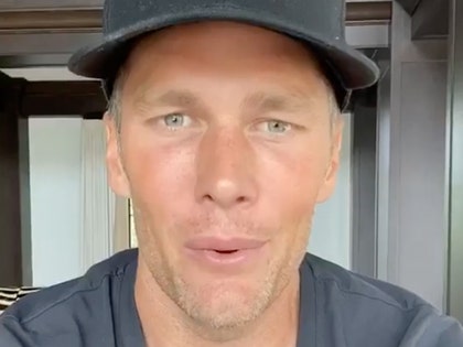 Julian Edelman trolls Tom Brady over 'Madden 22' cover