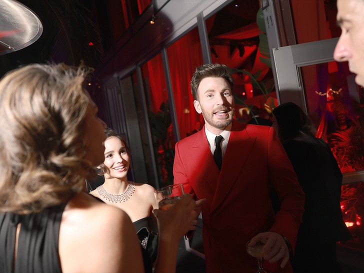 Chris Evans y Alba Baptista Getty 1