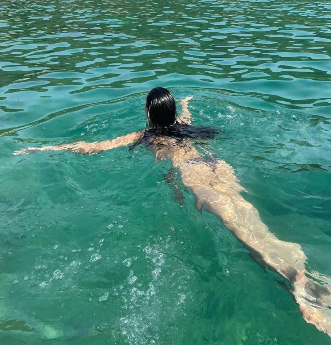 dua-lipa-bday-hot-photos4