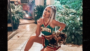 Paulina Gretzky Rocks Tiny Cheerleader Outfit For Halloween, Bring It On!