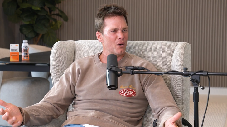 050725 Tom Brady Kal.jpg