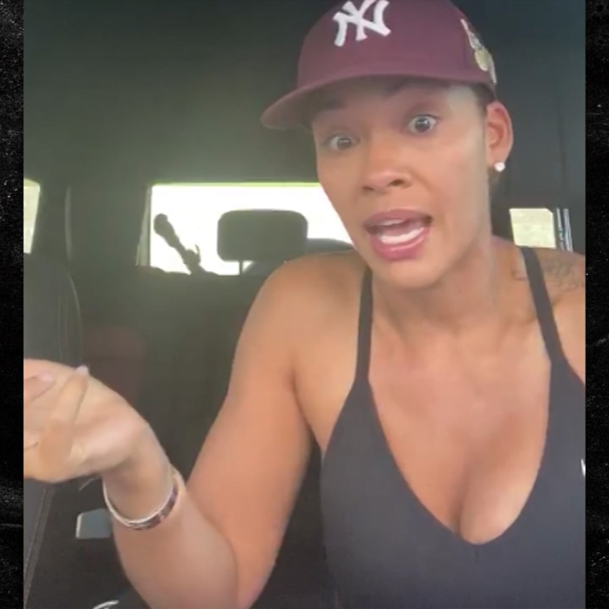 Carl Crawford -- Date Night with Evelyn Lozada  IN $300K ROLLS