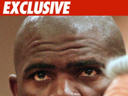 0506_lawrence_taylor_EX_AP_08