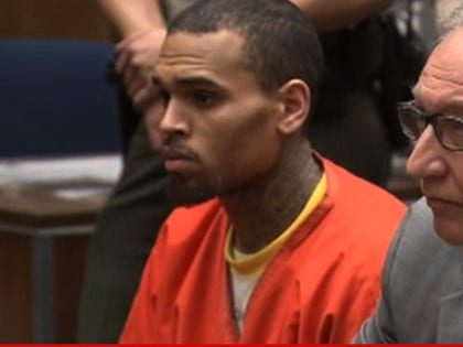 0318_chris_brown_court2