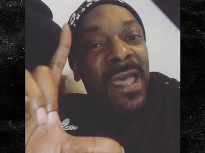 112816_snoop_dogg_primary