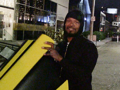 111417_jamie_foxx_primary