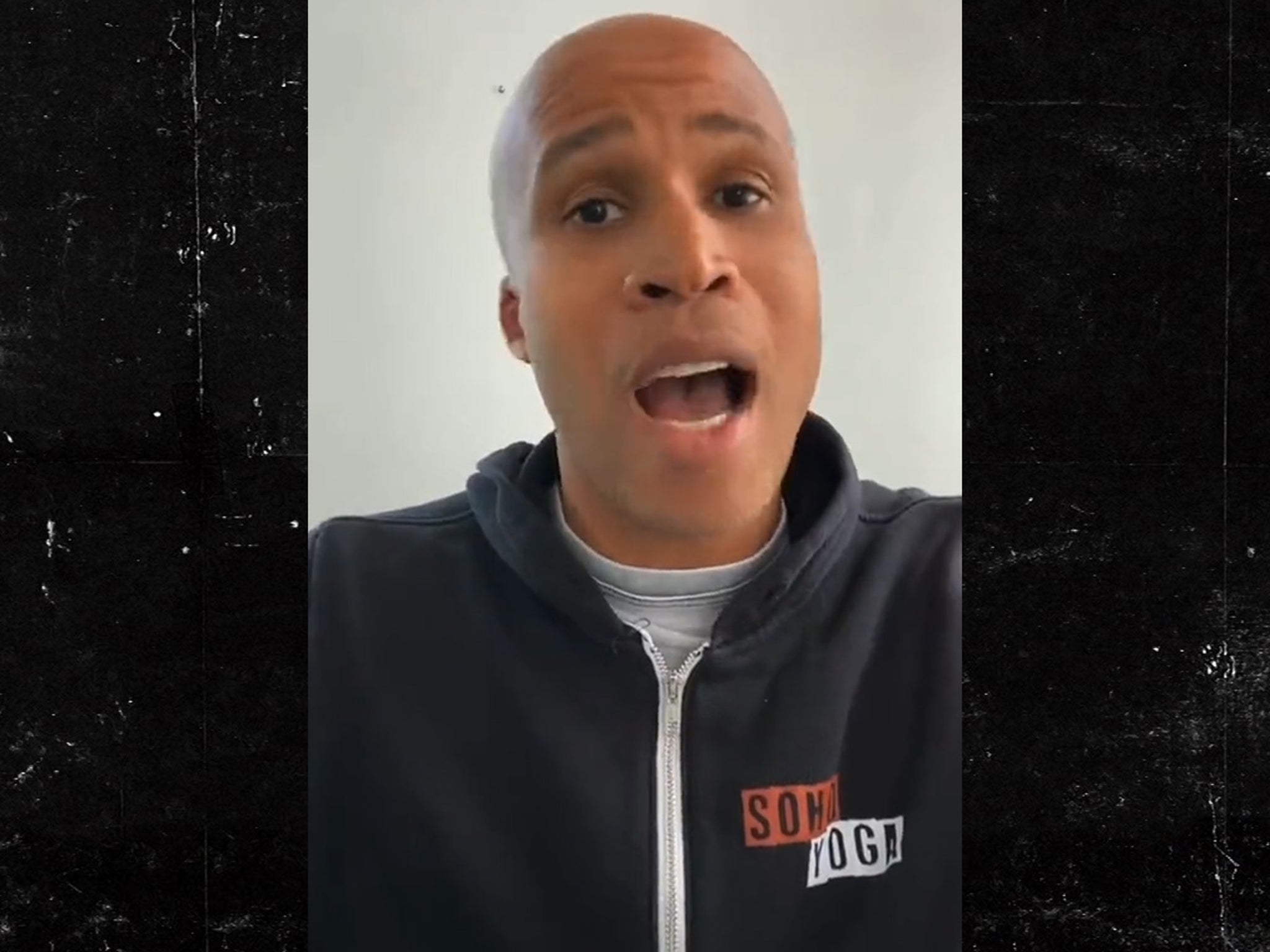 Richard Jefferson Roasts Former NBA Ball Boy For Staring At His Junk
