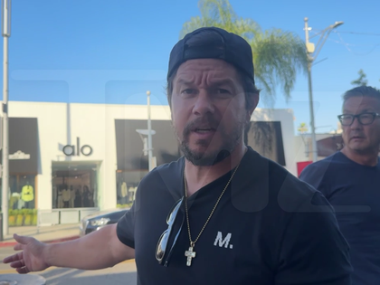 040926 mark wahlberg primary