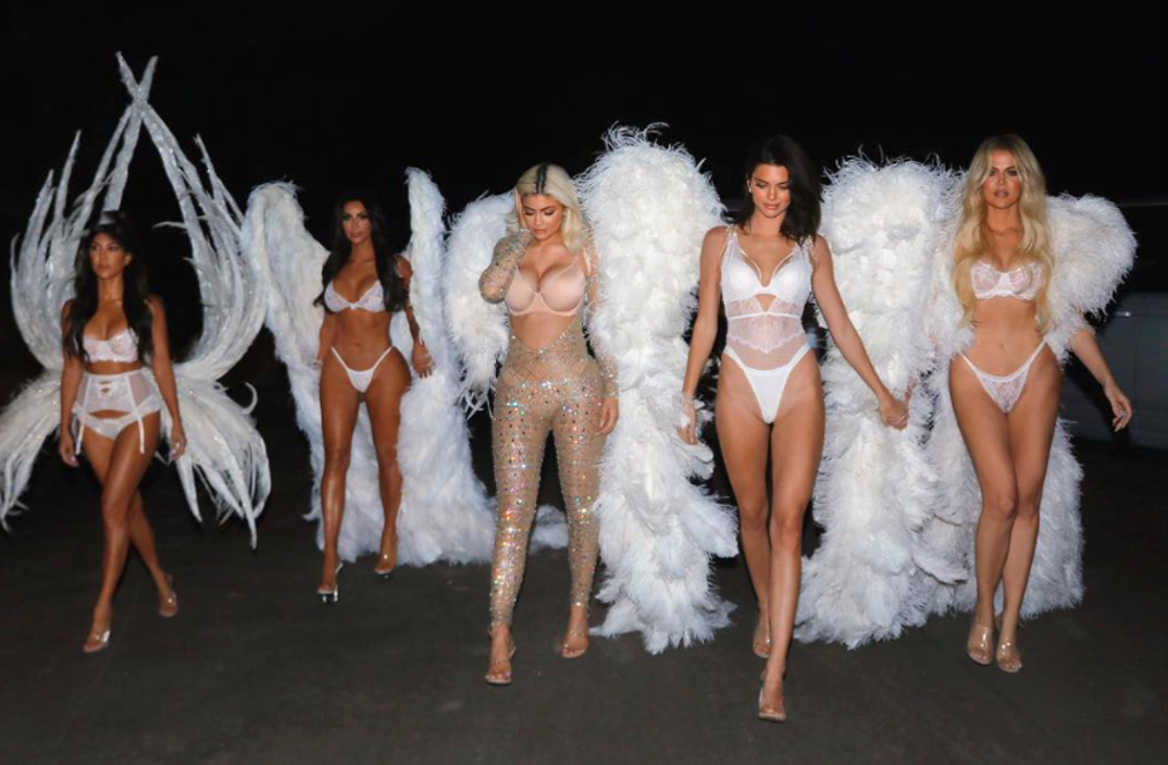 kim-kardashian-costumes-halloween-3-photos5