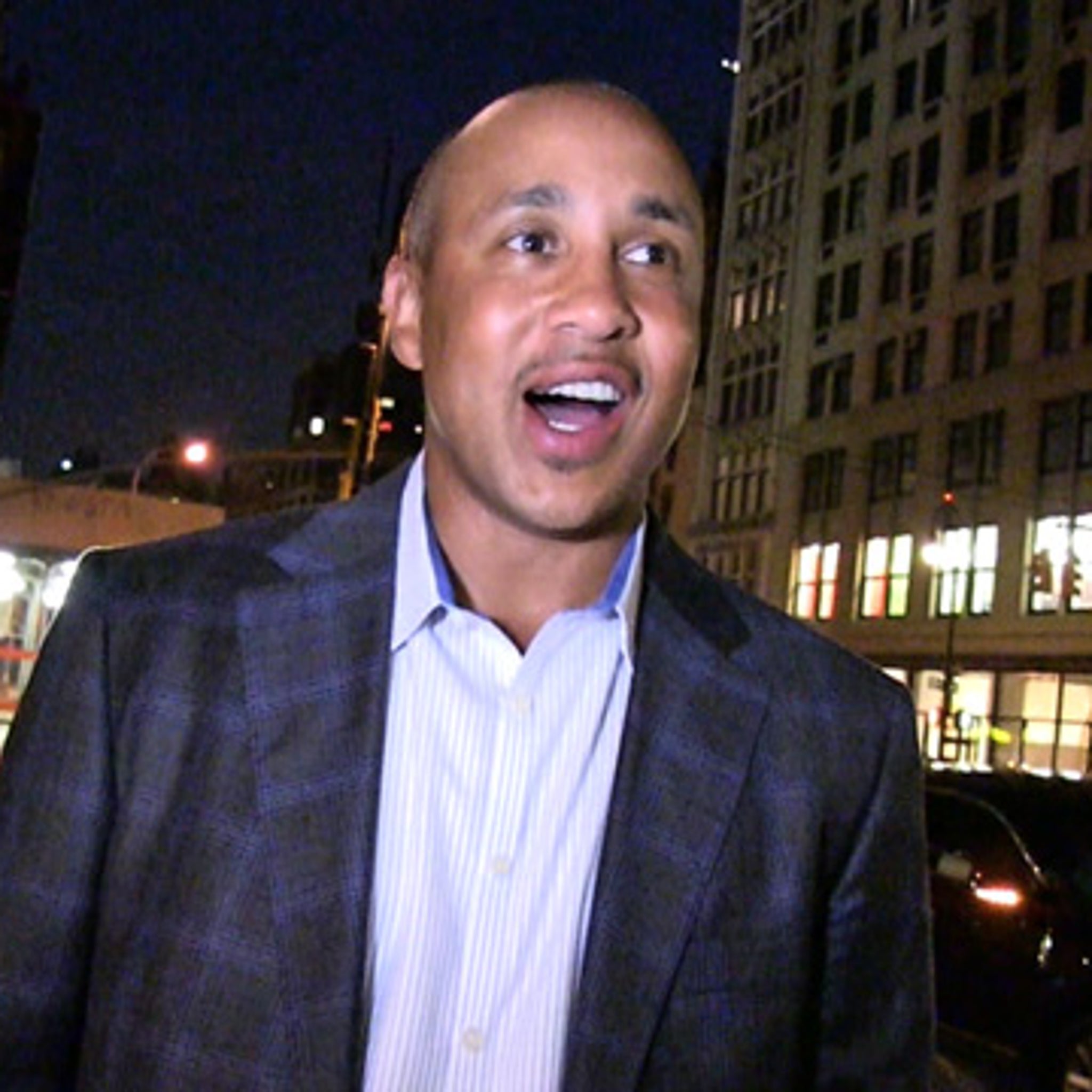 John Starks tried to dunk on Patrick Ewing in a desperate attempt